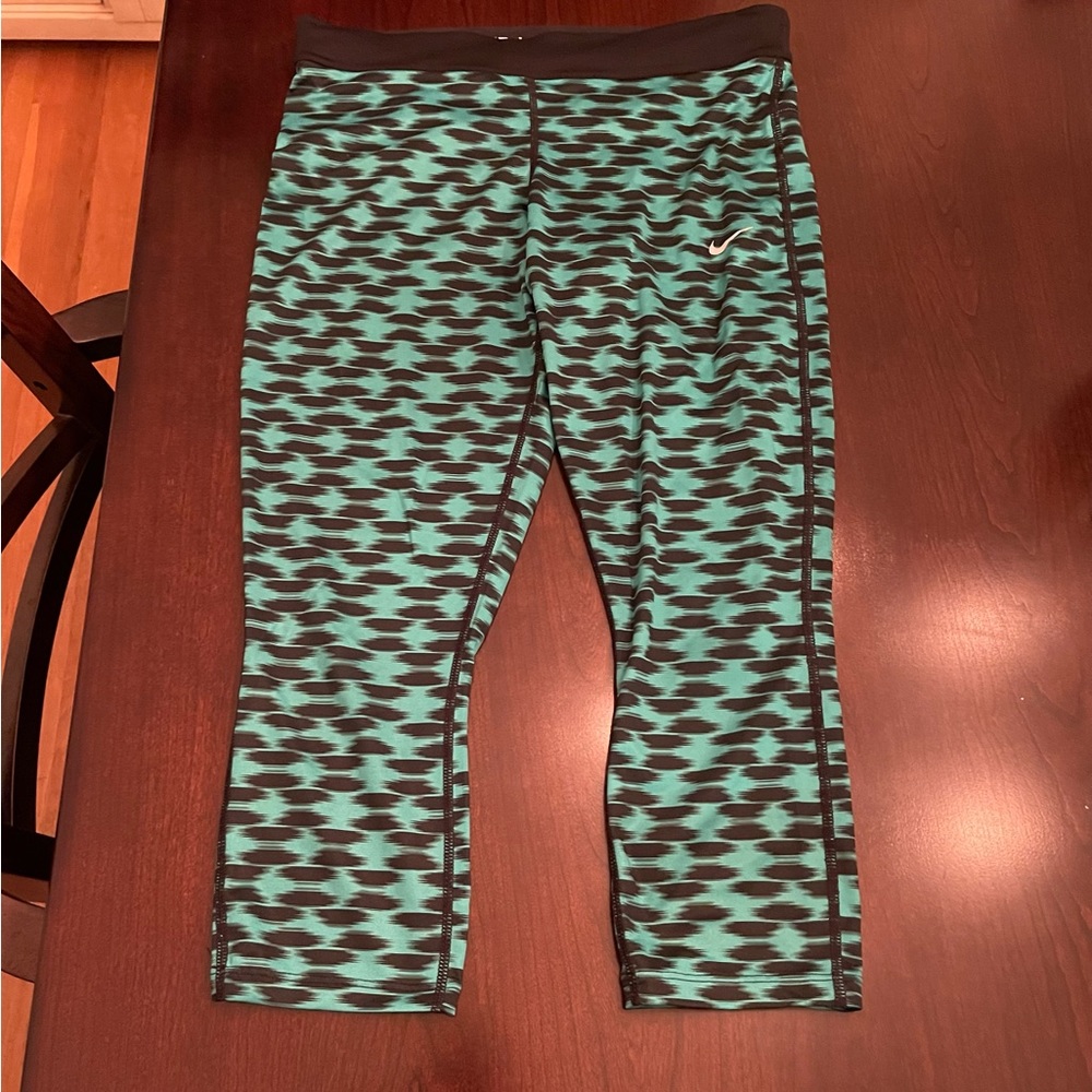 Nike Dri-Fit Crop Large Leggings